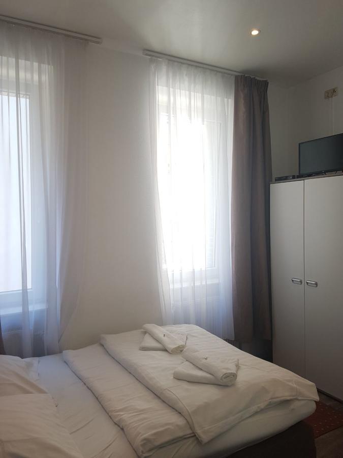 City Pension Storch II Кёльн Экстерьер фото