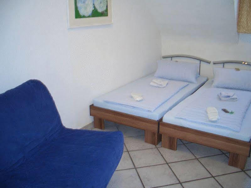 City Pension Storch II Кёльн Экстерьер фото